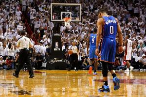帕金斯谈威少退役：他是雷霆队史第二伟大的球员 该被立雕像